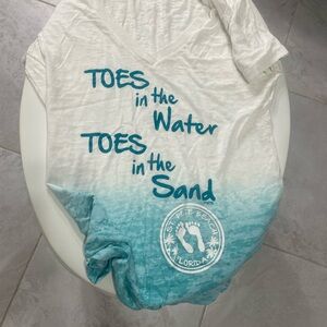 White and ocean blue short sleeve Tee